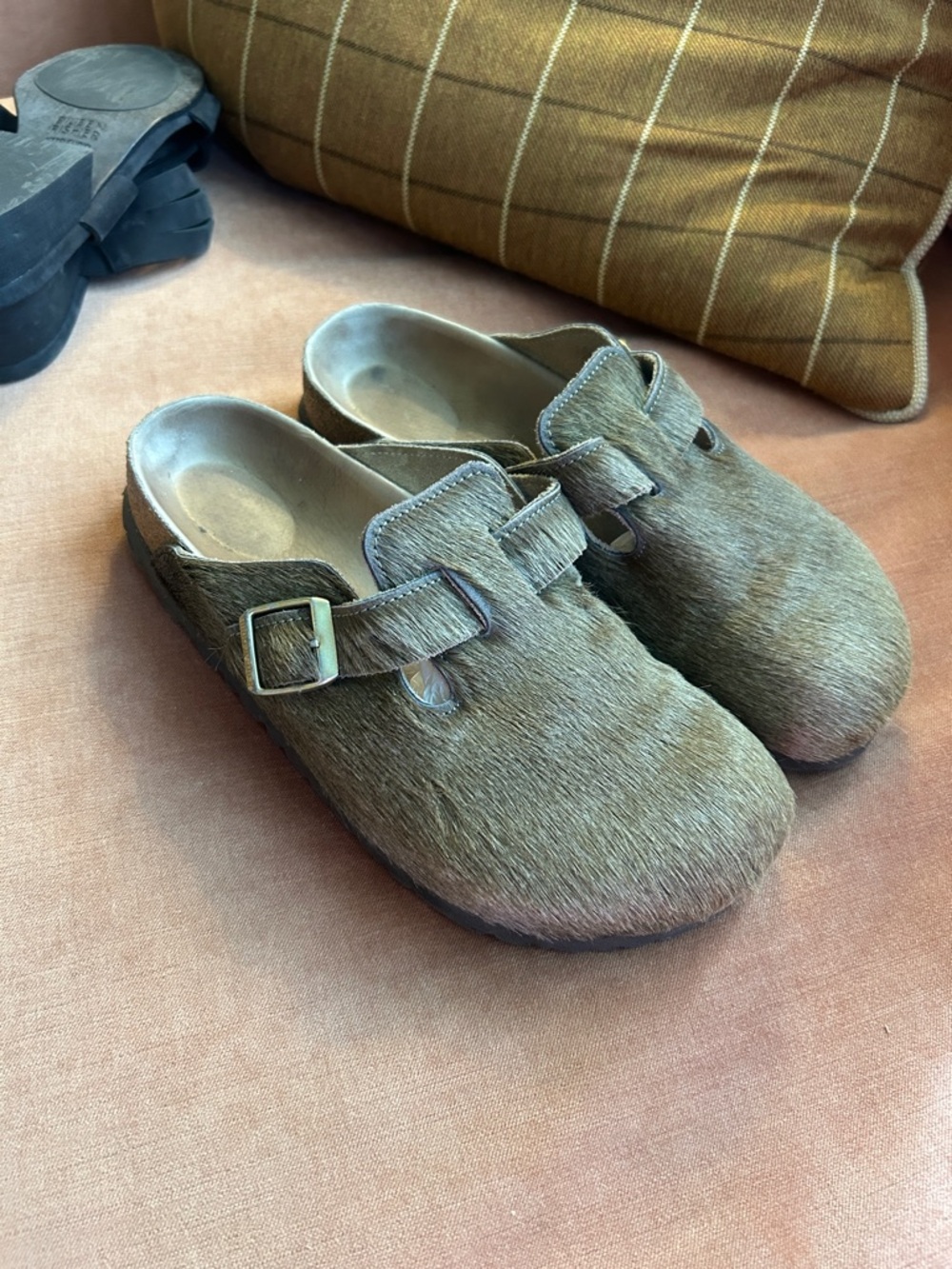 Birkenstock Boston Calf Hair olive green 38